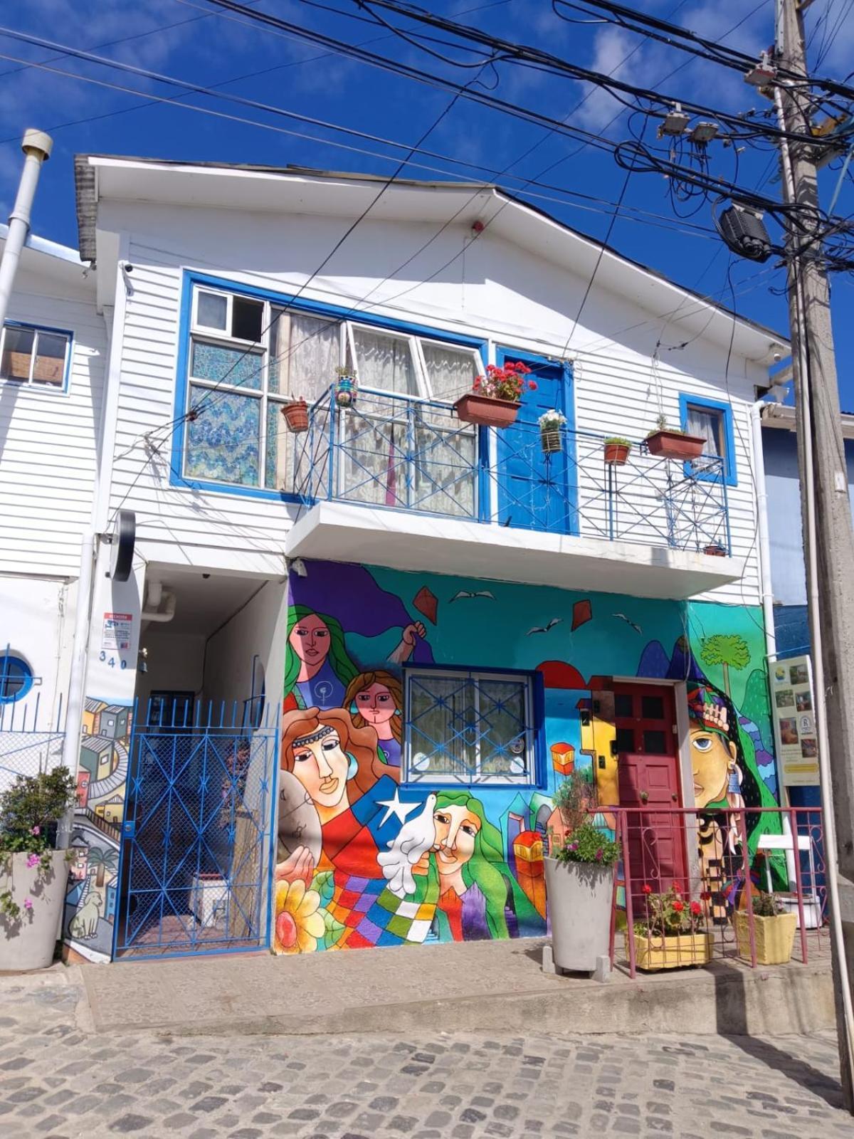 Hostal Destino Bellavista บัลปาราอีโซ ภายนอก รูปภาพ