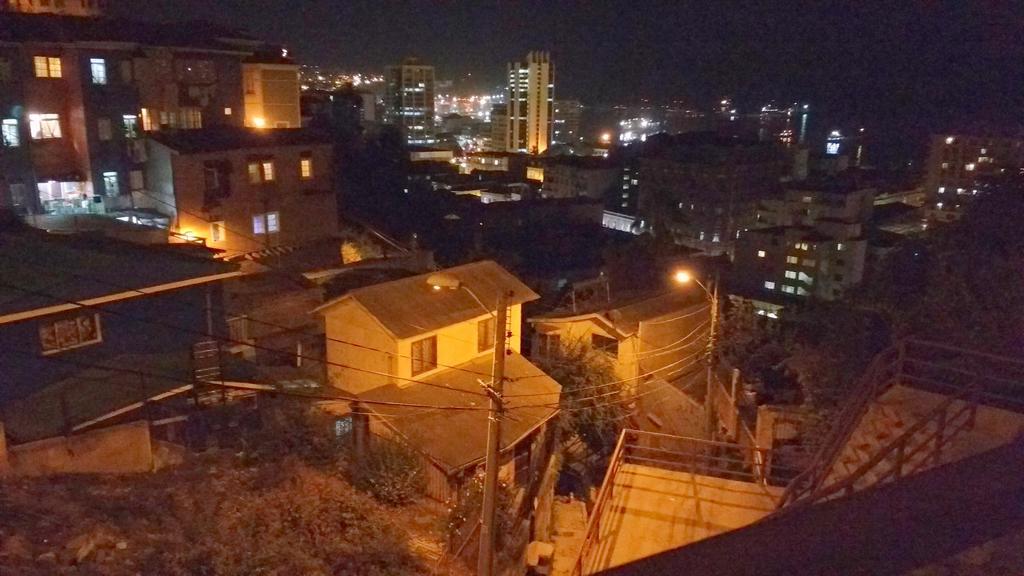 Hostal Destino Bellavista บัลปาราอีโซ ภายนอก รูปภาพ