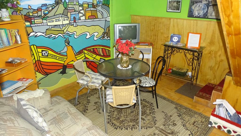 Hostal Destino Bellavista บัลปาราอีโซ ภายนอก รูปภาพ